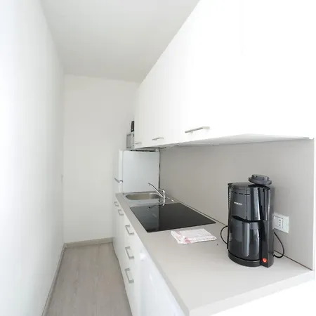 Dreizimmerwohnung Mit Direktem Zugang Zum Garten By Interhome *