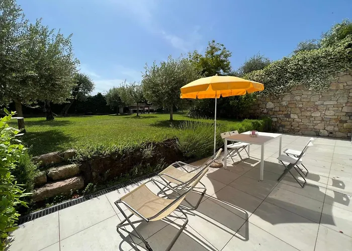 アパート Dreizimmerwohnung Mit Direktem Zugang Zum Garten By Interhome