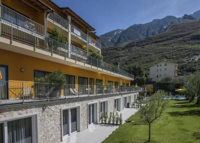 アパート Dreizimmerwohnung Mit Direktem Zugang Zum Garten By Interhome *